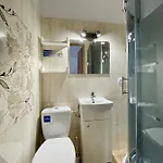 Roza Wiatrow 3* 斯图托沃